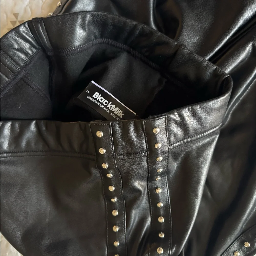 Blackmilk Star Studded HW Leggings - Picture 3 of 6